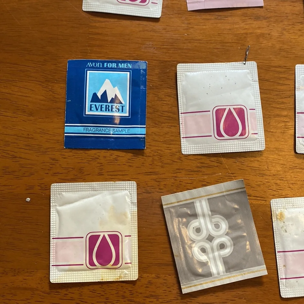 Avon 18 Vintage Samples